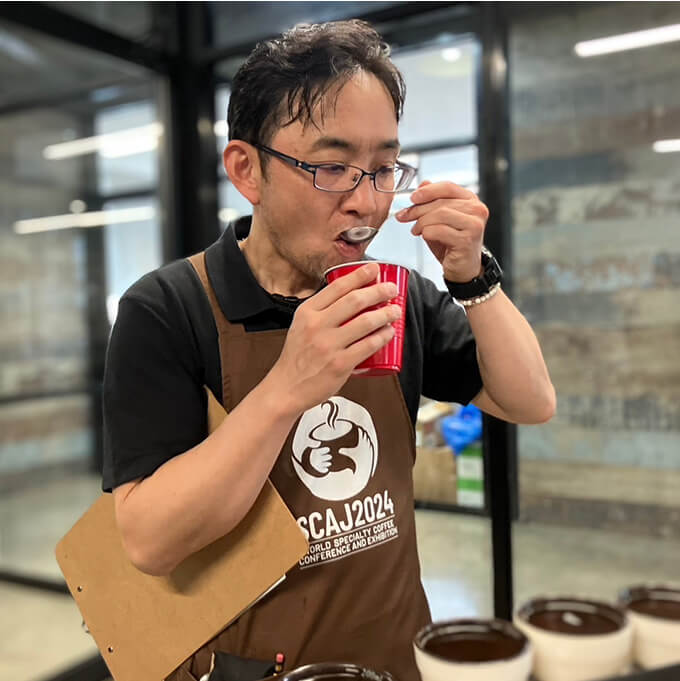 コーヒー焙煎士 高橋 靖彦